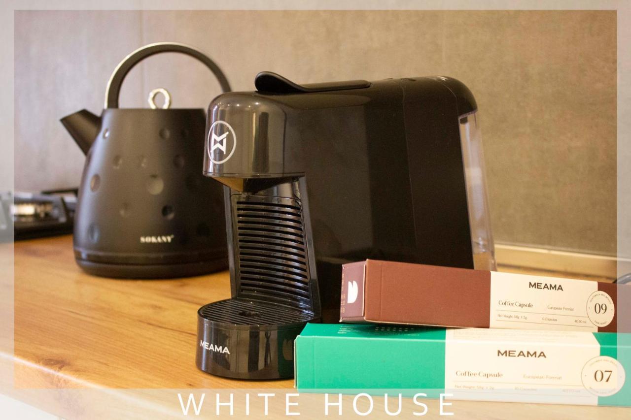 White House * Tbilisi