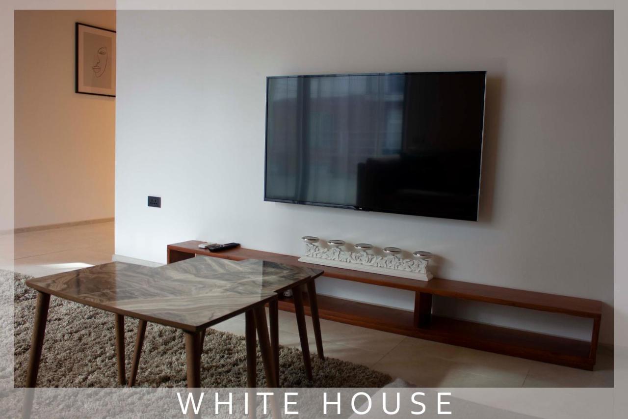 White House * Tbilisi