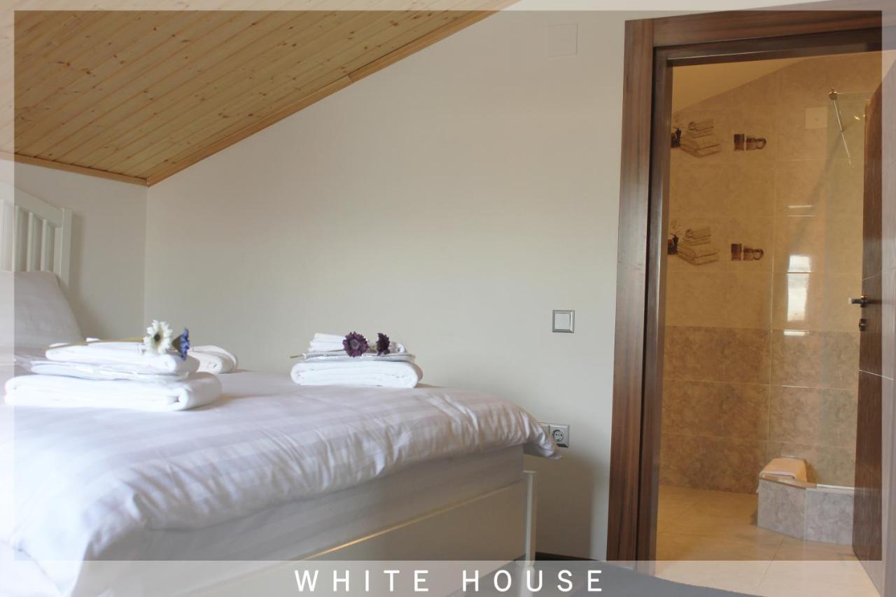 White House Villa *